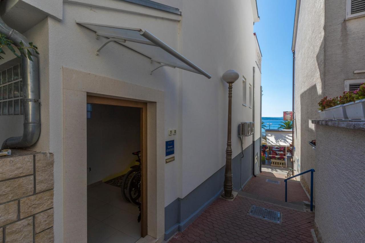 Apartment Katnic 1-2-3 Crikvenica Eksteriør bilde