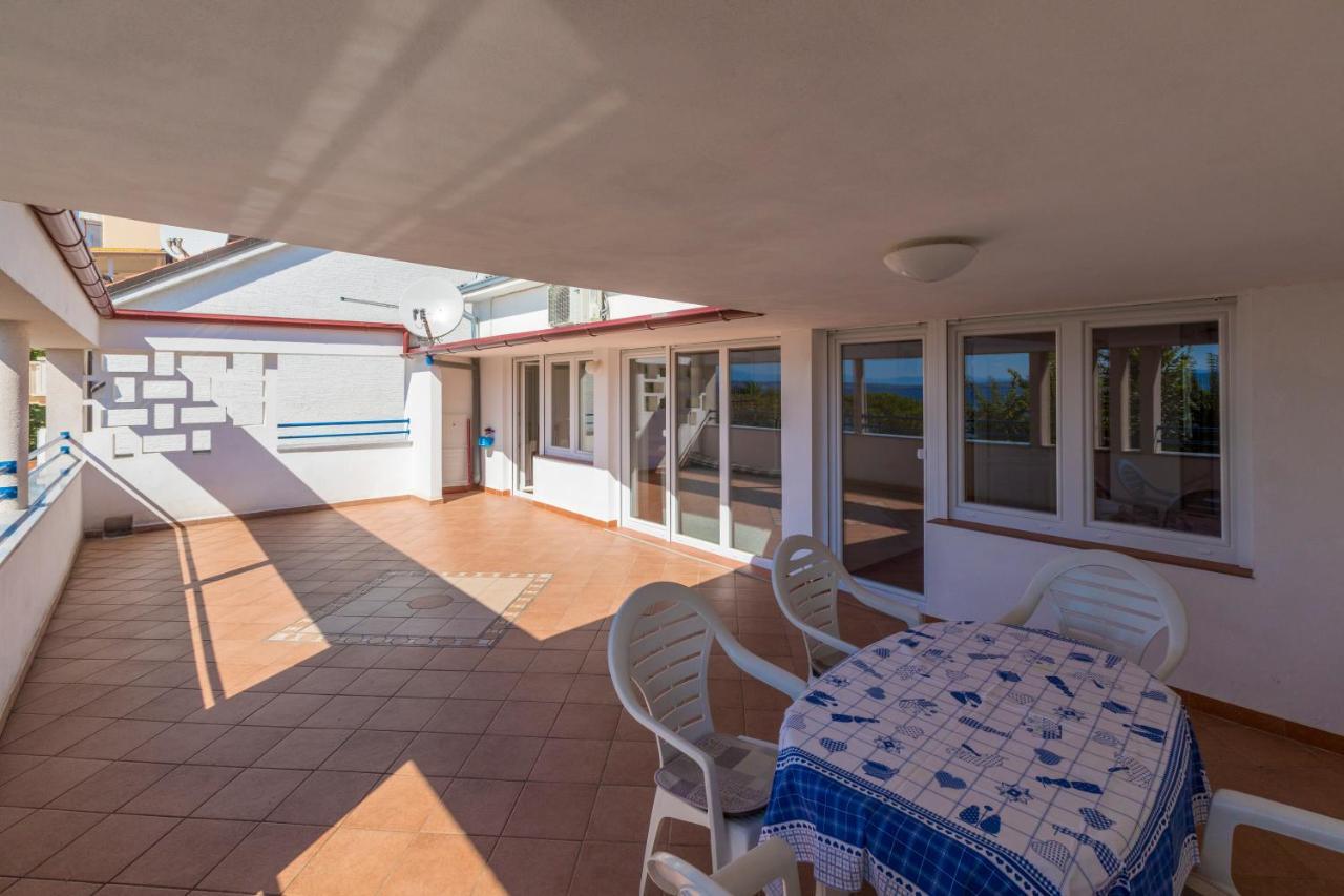 Apartment Katnic 1-2-3 Crikvenica Eksteriør bilde